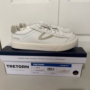 Tretorn Fashion Sneakers (White & Gray), Women’s Size 7